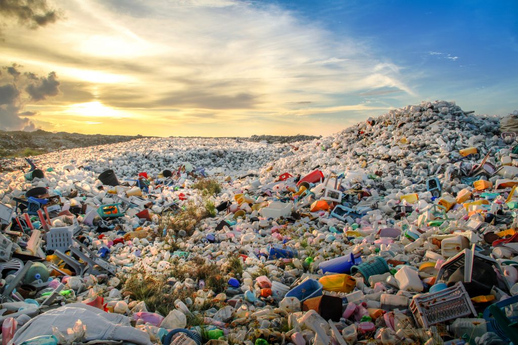 Care sunt datele alarmante legate de cantitatea de deșeuri
